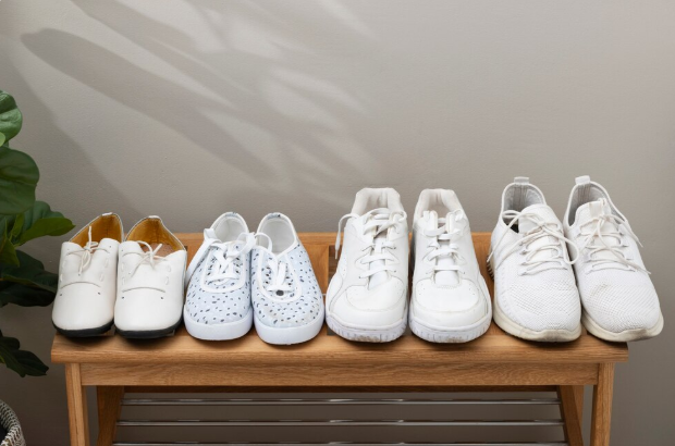 cara mencuci sepatu putih